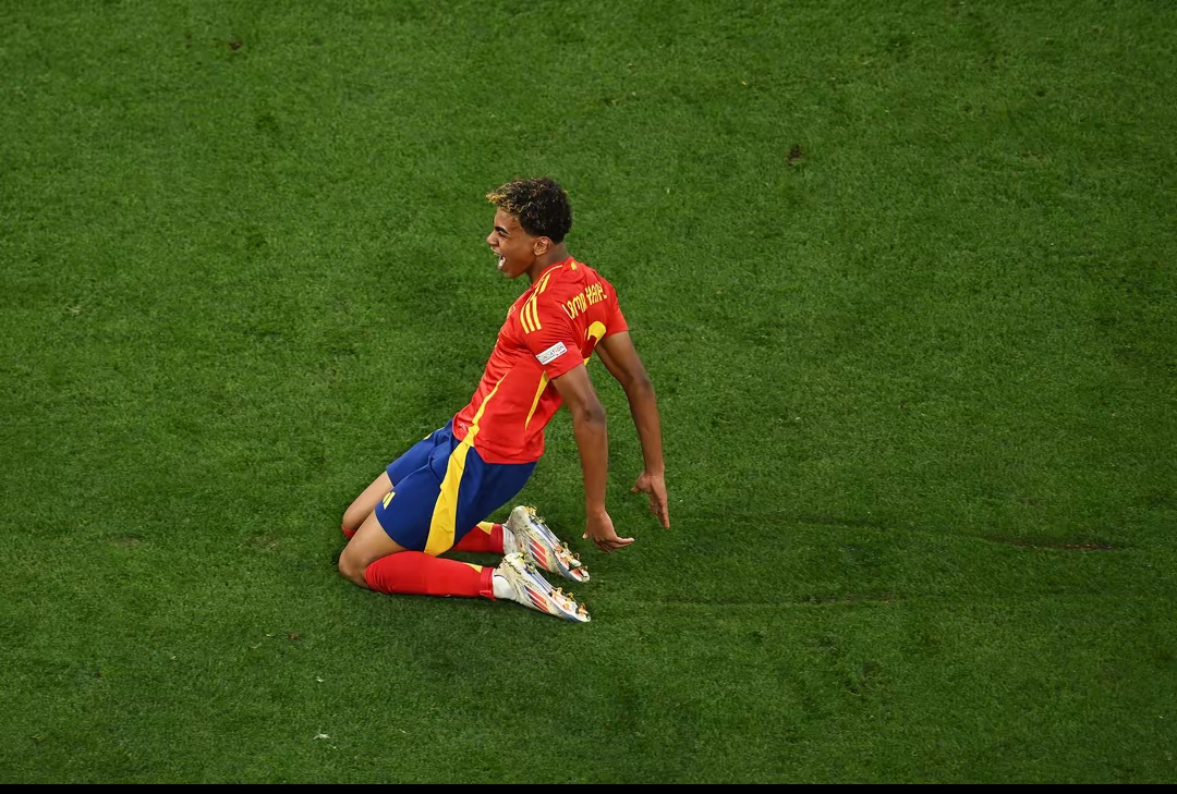 九游体育app-德国队前途光明！，姆巴佩新星险胜表现突出热度持续攀升的简单介绍