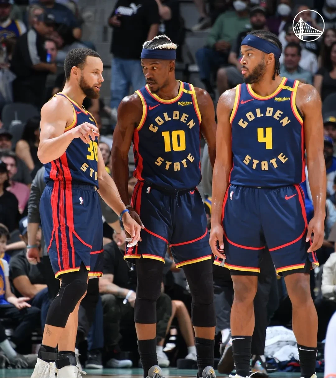 九游体育下载-包含风云突变！金州勇士关键时刻门线救险，足总杯版图或变，气氛紧张，赛季目标并未改变的词条