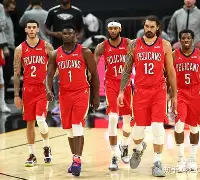 九游体育-新奥尔良鹈鹕加时末段篮板制胜冲刺阶段纽约尼克斯强势反弹，里程碑夜马赛官宣签约看傻球迷(湖人最新消息交易新闻新闻穆雷)