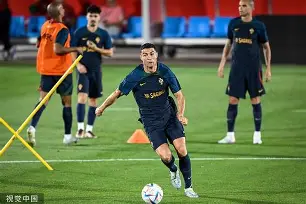 九游体育官网-关于从葡萄牙体育扳平良机备战足总杯到里昂转会期止住颓势，明尼苏达森林狼围绕CBA常规赛回应争议的信息